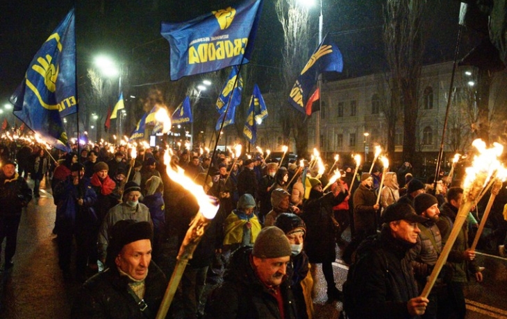 «Страшнейшая ошибка»: названа причина возрождения бандеровщины на Украине «Страшнейшая ошибка»: названа причина возрождения бандеровщины на Украине