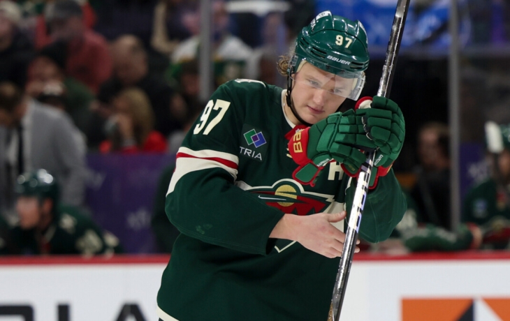 Капризов забил гол в первом матче после возвращения на лед