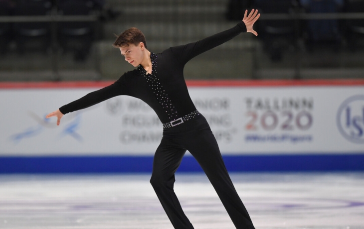 Фигурист Наумов не будет выступать на чемпионате четырех континентов после гибели родителей в авиакатастрофе