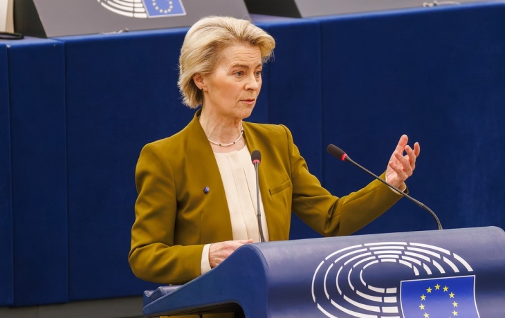 «В свои руки»: в Евросоюзе призвали самим заняться обороной «В свои руки»: в Евросоюзе призвали самим заняться обороной