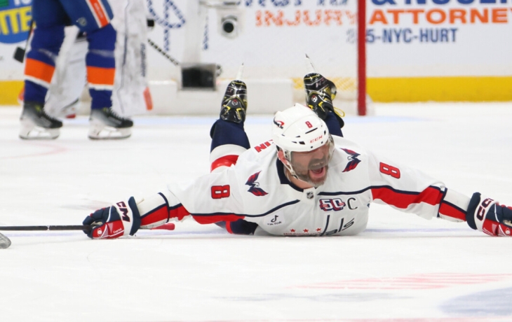 Овечкин на открытой тренировке &laquo;Вашингтона&raquo; в присутствии 895 детей повторил свое празднование рекорда НХЛ