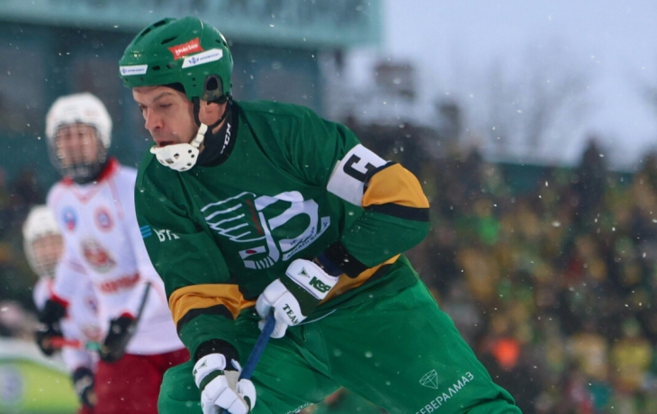 Архангельский «Водник» обыграл «Саяны» в матче чемпионата России по бенди Архангельский «Водник» обыграл «Саяны» в матче чемпионата России по бенди