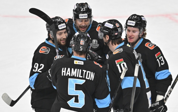 Минское &laquo;Динамо&raquo; одержало свою самую крупную победу в КХЛ, разгромив &laquo;Трактор&raquo; со счетом 8:0