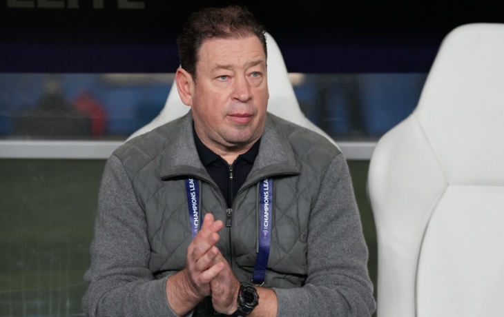 Гендиректор ЦСКА Бабаев: «Слуцкий говорил, что придет время, когда вы будете рады третьему месту» Гендиректор ЦСКА Бабаев: «Слуцкий говорил, что придет время, когда вы будете рады третьему месту»