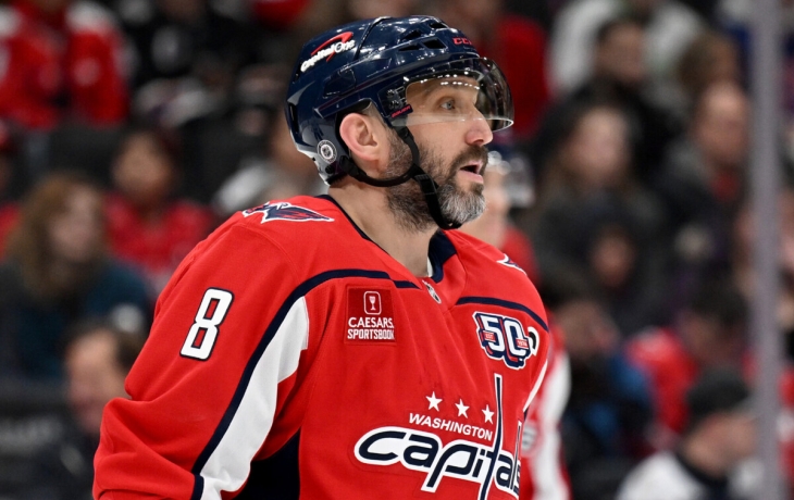 Овечкин назвал песню, которую любит петь в караоке