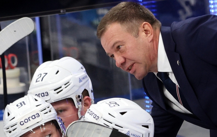 &laquo;Трактор&raquo; показал нам мастер‑класс. С нами все хорошо, главное &mdash; это пережить&raquo; &mdash; тренер &laquo;Нефтехимика&raquo; Леонтьев