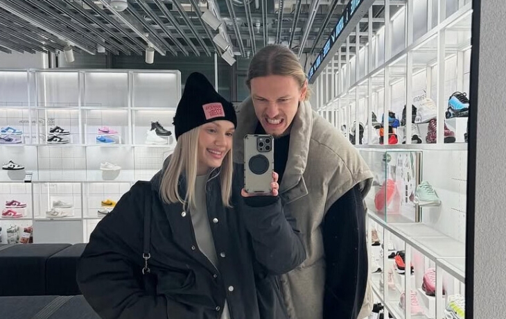 Сафонов порадовался тому, что отметил чемпионство &laquo;ПСЖ&raquo; с женой