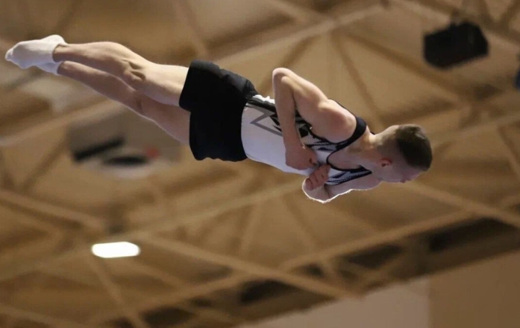 Россиянин Козлов стал третьим на этапе Кубка мира по прыжкам на батуте в Италии