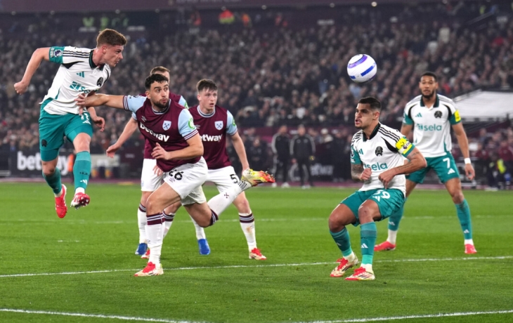 «Ньюкасл» переиграл «Вест Хэм» и поднялся на шестое место в чемпионате Англии «Ньюкасл» переиграл «Вест Хэм» и поднялся на шестое место в чемпионате Англии