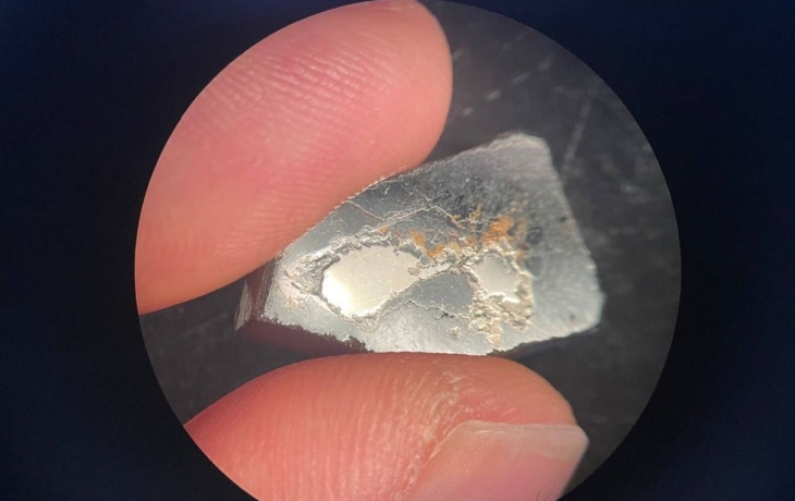 В России нашли минерал, который поможет изучить ядро Земли и космические тела В России нашли минерал, который поможет изучить ядро Земли и космические тела