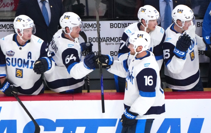 &laquo;Флорида&raquo; прервала победную серию &laquo;Тампы&raquo; и Василевского в матчах НХЛ