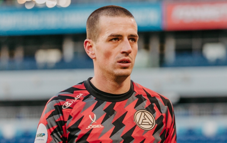 Стефан Лончар: «Надеюсь, Дзюба еще забьет десять голов за «Акрон» до конца сезона» Стефан Лончар: «Надеюсь, Дзюба еще забьет десять голов за «Акрон» до конца сезона»