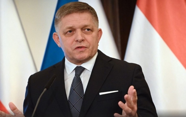 Фицо отрекся от ядерной защиты Франции