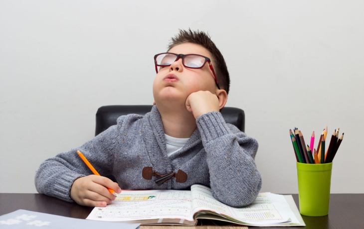 Польза рассеянности: как блуждающие мысли помогают мозгу учиться