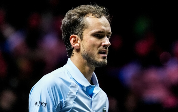 Медведев опустился на восьмую строчку в рейтинге ATP