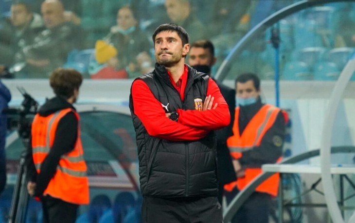 Гогниев останется главным тренером «Алании», несмотря на финансовую ситуацию в клубе Гогниев останется главным тренером «Алании», несмотря на финансовую ситуацию в клубе