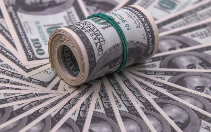 Нацбанк Украины продал рекордные $5,3 млрд для стабилизации гривны