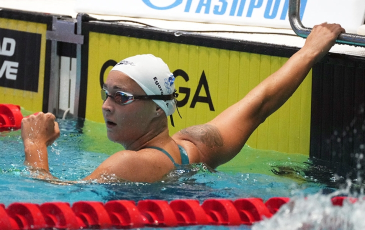 Егорова стала второй на соревнованиях по плаванию Giant Open в Париже