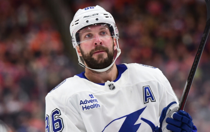 Нападающий &laquo;Тампы&raquo; Никита Кучеров признан первой звездой недели в НХЛ