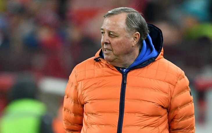 Тарханов &mdash; о не приехавших легионерах РПЛ&raquo;: &laquo;Надо серьезно штрафовать, отчислять и разрывать контракт&raquo;