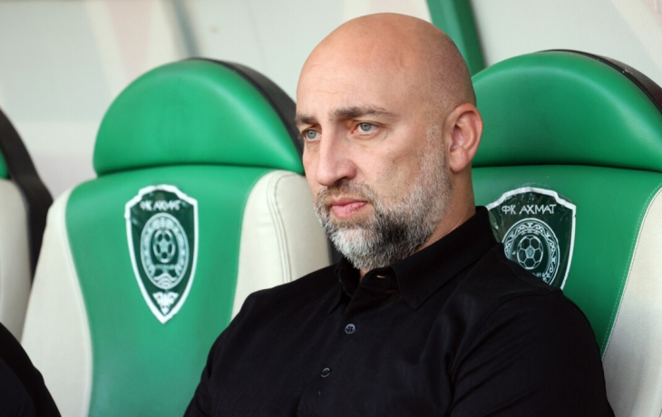 Тренер Адиев &mdash; о чемпионской гонке в РПЛ: &laquo;Отдам предпочтение &laquo;Спартаку&raquo;