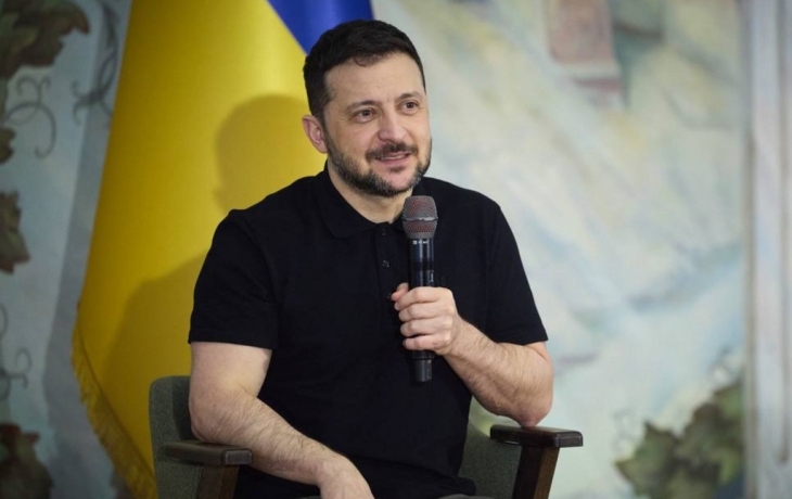 В Раде сравнили полезность Зеленского со шваброй В Раде сравнили полезность Зеленского со шваброй