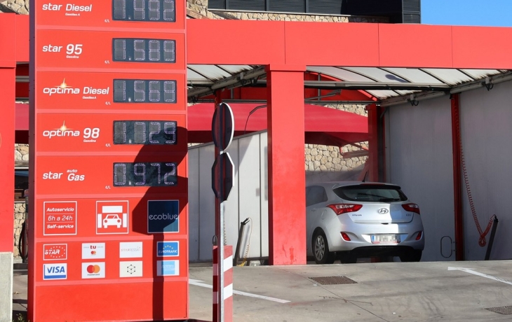 Стало известно о падении цены на газ в Европе по итогам 2024 года