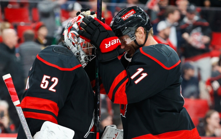 Семеро хоккеистов «Каролины» пропустили матч НХЛ с «Монреалем» Семеро хоккеистов «Каролины» пропустили матч НХЛ с «Монреалем»