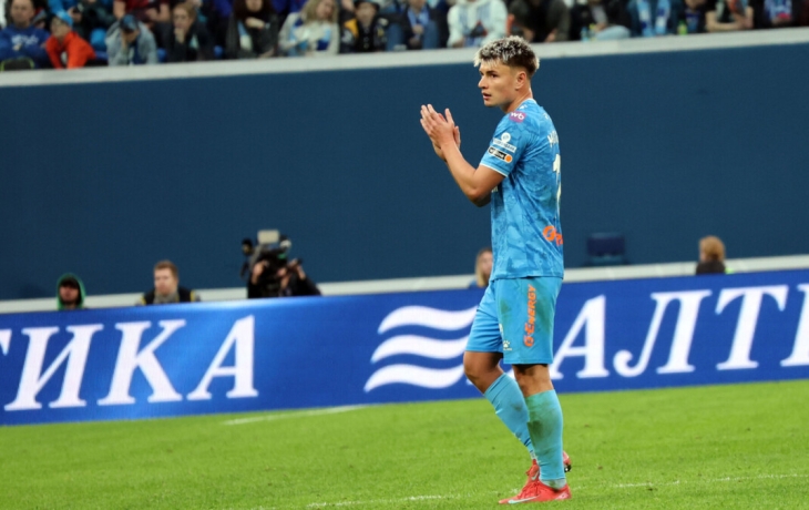 «Зенит» станет чемионом, ЦСКА вполне может обогнать «Спартак» и занять место в тройке — Заварзин «Зенит» станет чемионом, ЦСКА вполне может обогнать «Спартак» и занять место в тройке — Заварзин