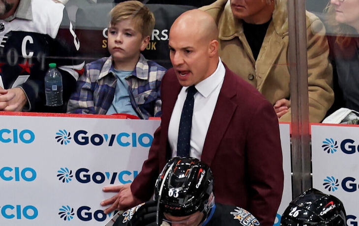 &laquo;Уэйн поддерживает Овечкина&raquo;. Тренер &laquo;Вашингтона&raquo; &mdash; о погоне Овечкина за рекордом Гретцки