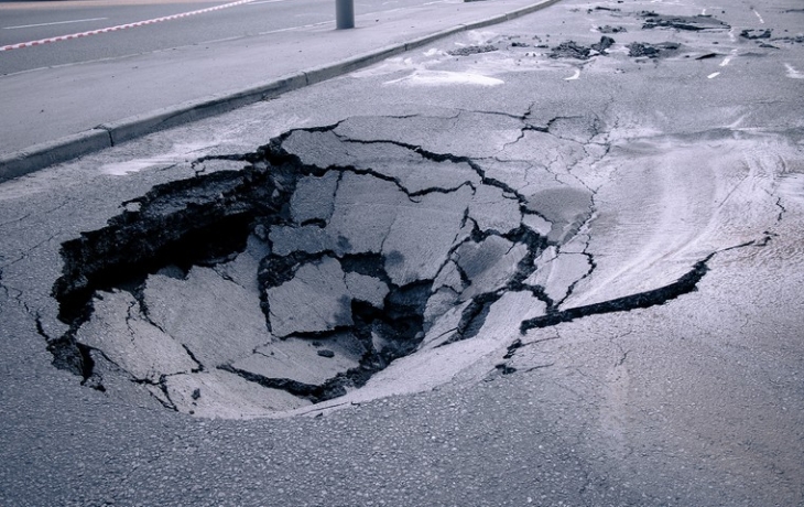 Крымчане смогут сообщать о дорожных ямах через онлайн-сервис
