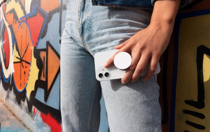 Инженеры предложили технологию для зарядки смартфона в кармане Инженеры предложили технологию для зарядки смартфона в кармане