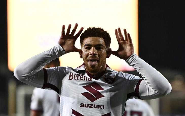 «Эмполи» проиграл «Торино» в матче чемпионата Италии, Адамс забил с центра поля «Эмполи» проиграл «Торино» в матче чемпионата Италии, Адамс забил с центра поля