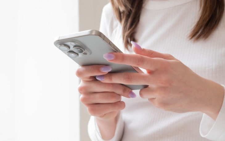 Россиянка «подставила» подругу фотографиями и оставила без 47 тысяч рублей Россиянка «подставила» подругу фотографиями и оставила без 47 тысяч рублей