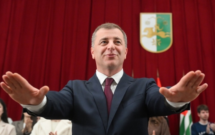 «Братские народы»: лидер абхазской оппозиции Ардзинба о будущем с Россией «Братские народы»: лидер абхазской оппозиции Ардзинба о будущем с Россией