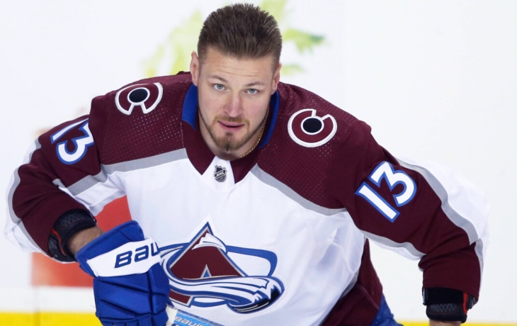 Оформивший хет‑трик Ничушкин признан первой звездой игрового дня в НХЛ Оформивший хет‑трик Ничушкин признан первой звездой игрового дня в НХЛ