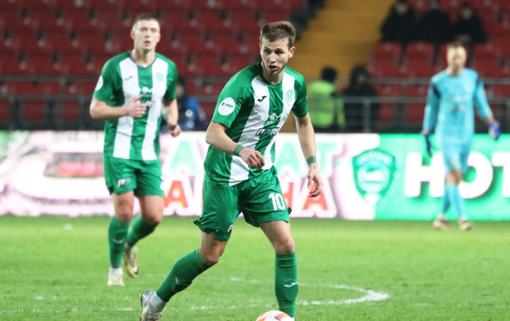 Футболист &laquo;Ахмата&raquo; Садулаев о голе Лещука: &laquo;Шелия &mdash; очень хороший вратарь. С каждым такое может произойти&raquo;