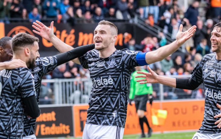 &laquo;Осер&raquo; упустил победу и сыграл вничью с &laquo;Брестом&raquo; в матче чемпионата Франции