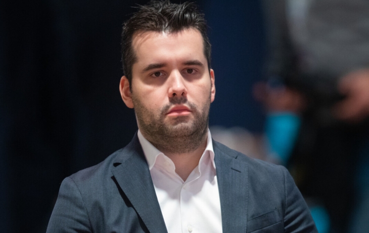 Непомнящий опустился на десятое место в рейтинге FIDE