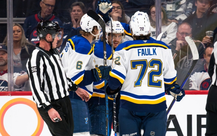&laquo;Сент‑Луис&raquo; разгромил &laquo;Юту&raquo; в матче НХЛ и вышел в плей‑офф, трое россиян набрали очки