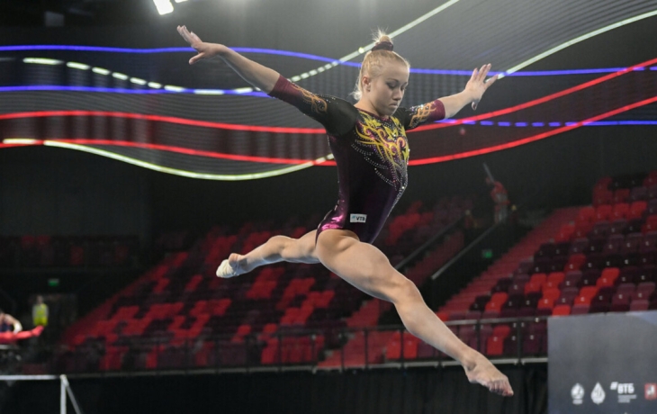Олимпийская чемпионка Листунова получила разрыв ахиллова сухожилия, гимнастка перенесла операцию
