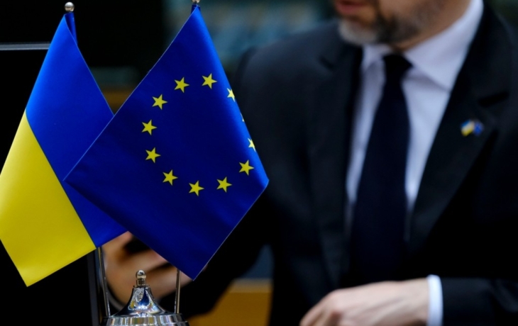 Евросоюз захотел сидеть за столом переговоров по Украине