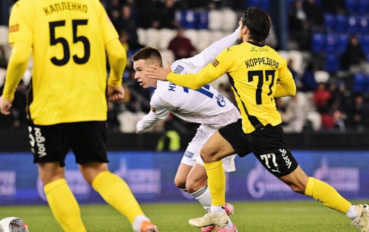 Агент полузащитника «Химок» Корредеры: «Алекс с нетерпением ждет второй части чемпионата. Он может уйти только в лигу с другим календарем» Агент полузащитника «Химок» Корредеры: «Алекс с нетерпением ждет второй части чемпионата. Он может уйти только в лигу с другим календарем»