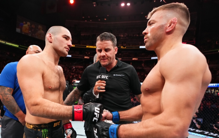 Дрикус Дю Плесси — Шон Стриклэнд: где смотреть прямую трансляцию главного боя UFC 312, 9 февраля Дрикус Дю Плесси — Шон Стриклэнд: где смотреть прямую трансляцию главного боя UFC 312, 9 февраля