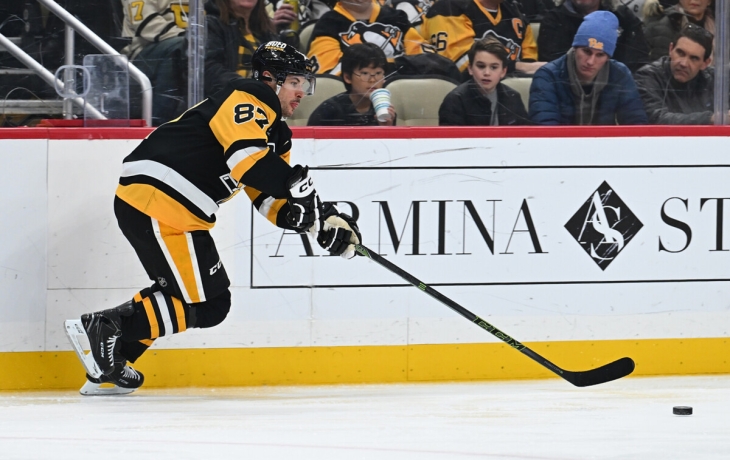 &laquo;Питтсбург&raquo; победил &laquo;Баффало&raquo; в матче НХЛ, вратарь &laquo;Пингвинов&raquo; забил гол