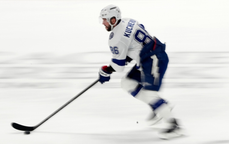 «Тампа» победила «Питтсбург» в матче НХЛ, Кучеров догнал Овечкина по голам в сезоне «Тампа» победила «Питтсбург» в матче НХЛ, Кучеров догнал Овечкина по голам в сезоне