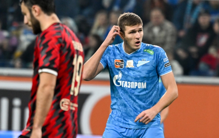 Футболист &laquo;Зенита&raquo; Мостовой: &laquo;Хейта в сторону Соболева немало, а он это все спокойно переваривает и не обращает внимания&raquo;