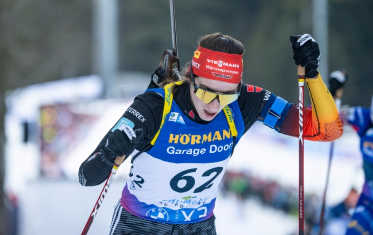 Немецкая биатлонистка Фойгт досрочно завершила сезон по медицинским показаниям