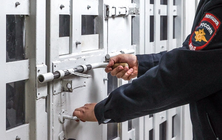 В Курске решили судьбу топ-менеджера по делу о махинациях с фортификациями В Курске решили судьбу топ-менеджера по делу о махинациях с фортификациями