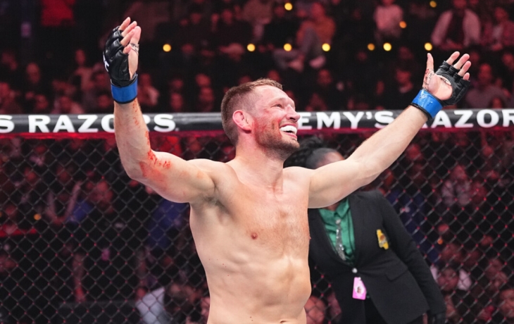 Бой Уиттакера и де Риддера станет главным событием июльского турнира UFC в Абу‑Даби